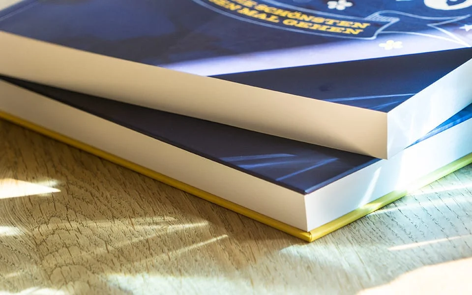 Gebundenes Hardcover-Abibuch aus der Galerie